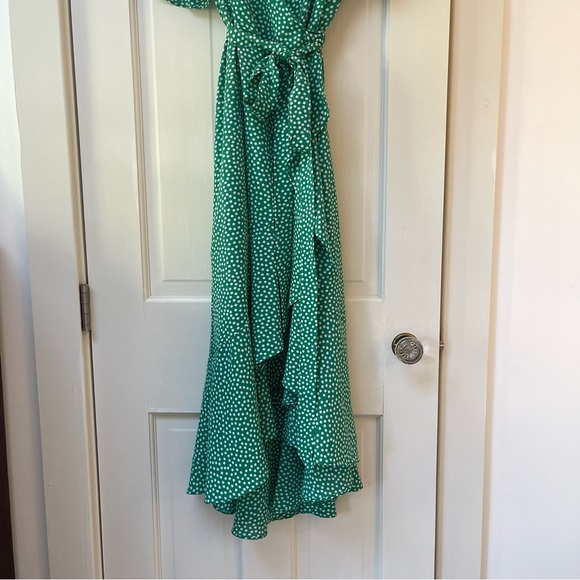 Max Studio green wrap dress - Picture 2 of 7